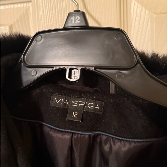 Via Spiga Black Coat with Faux Fur Collar - Picture 2 of 4